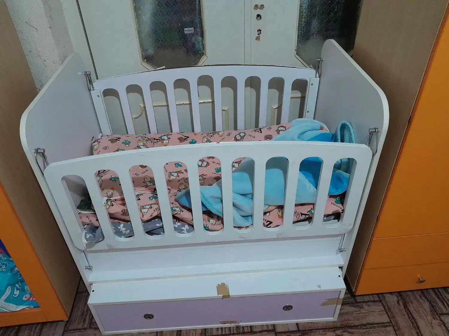 تخت کوک|تخت و صندلی بچه|کرج, شهرک فهمیده|دیوار