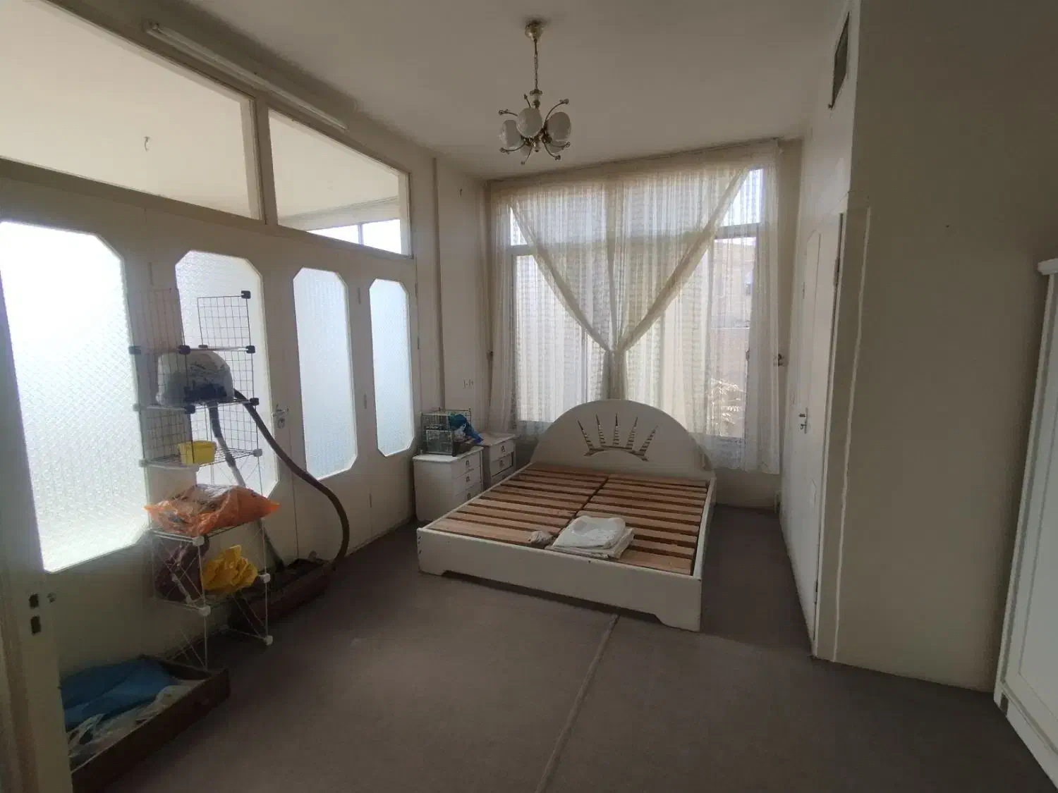 دربست/ خیابان علوی|اجارهٔ خانه و ویلا|کاشان, گریه|دیوار