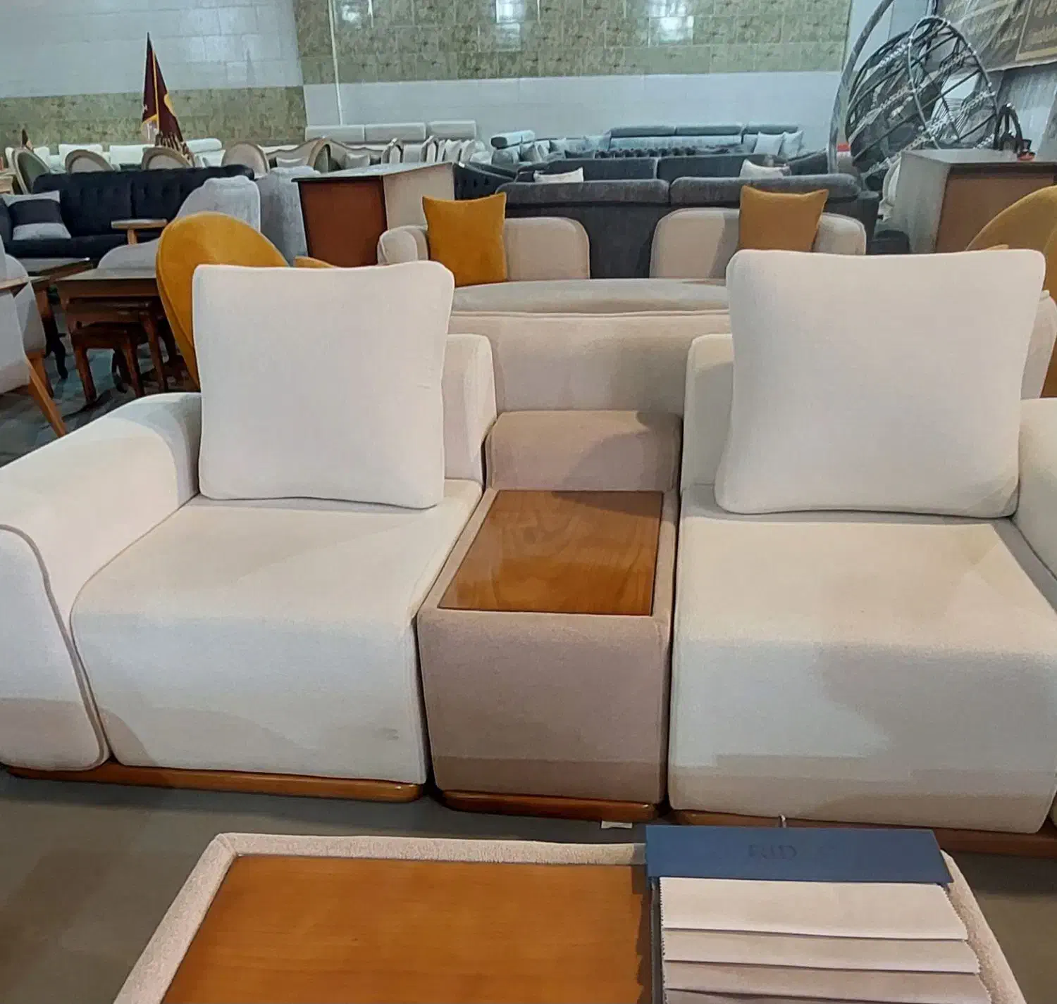 مبل چستر ترک|مبلمان خانگی و میز عسلی|یزد, |دیوار