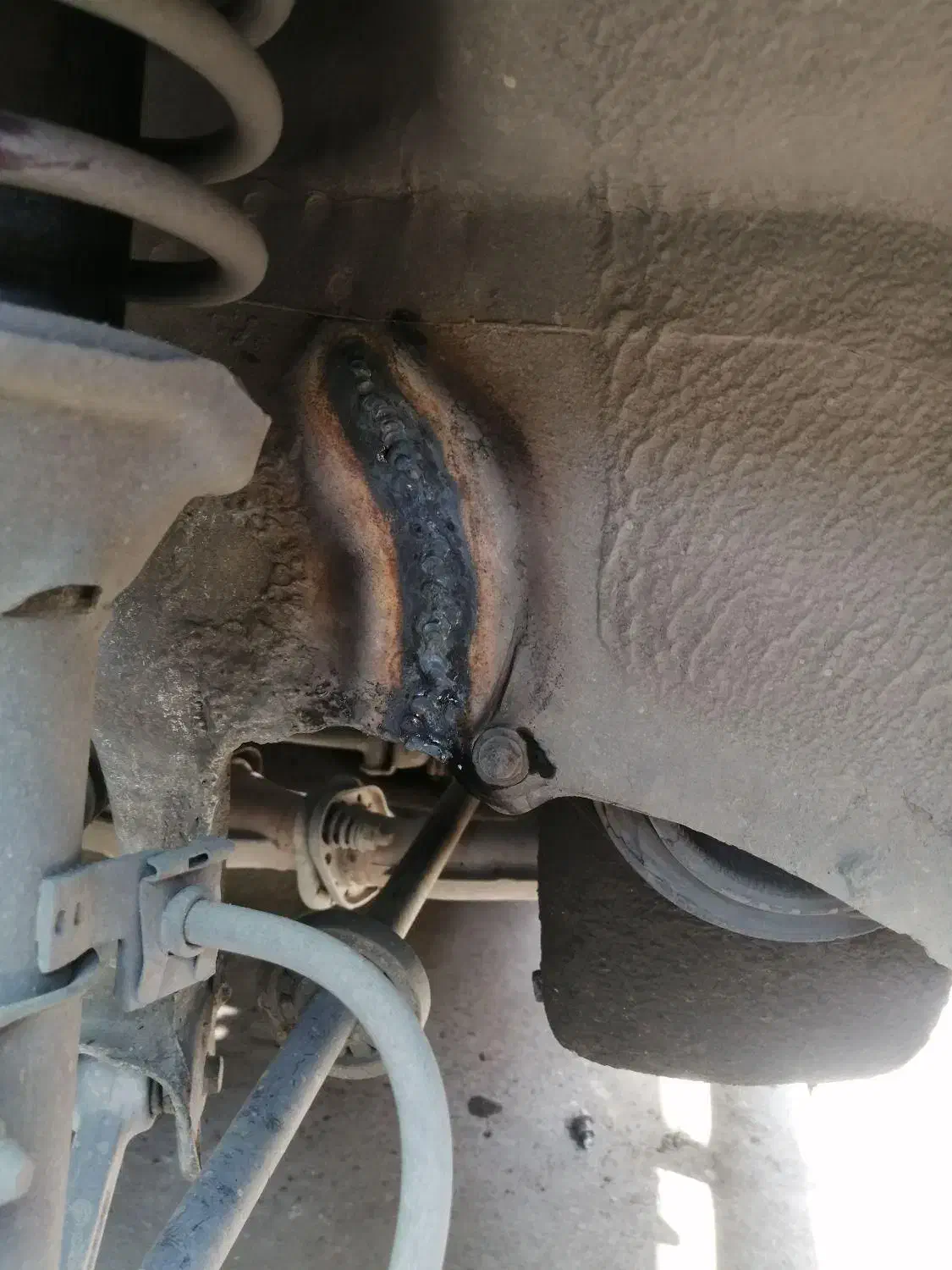 جوشکاری شاسی CO2و شاسی کشی.رفع پوسدگی تقویت شاسی|خدمات موتور و ماشین|اصفهان, ملکشهر|دیوار