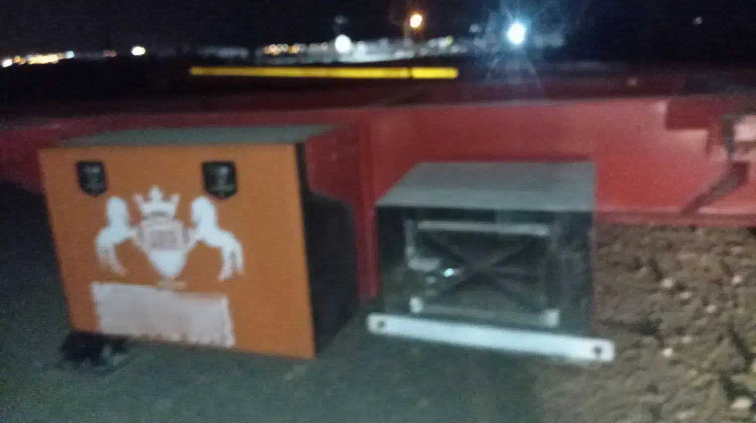 تیغه|خودرو سنگین|نهبندان, |دیوار