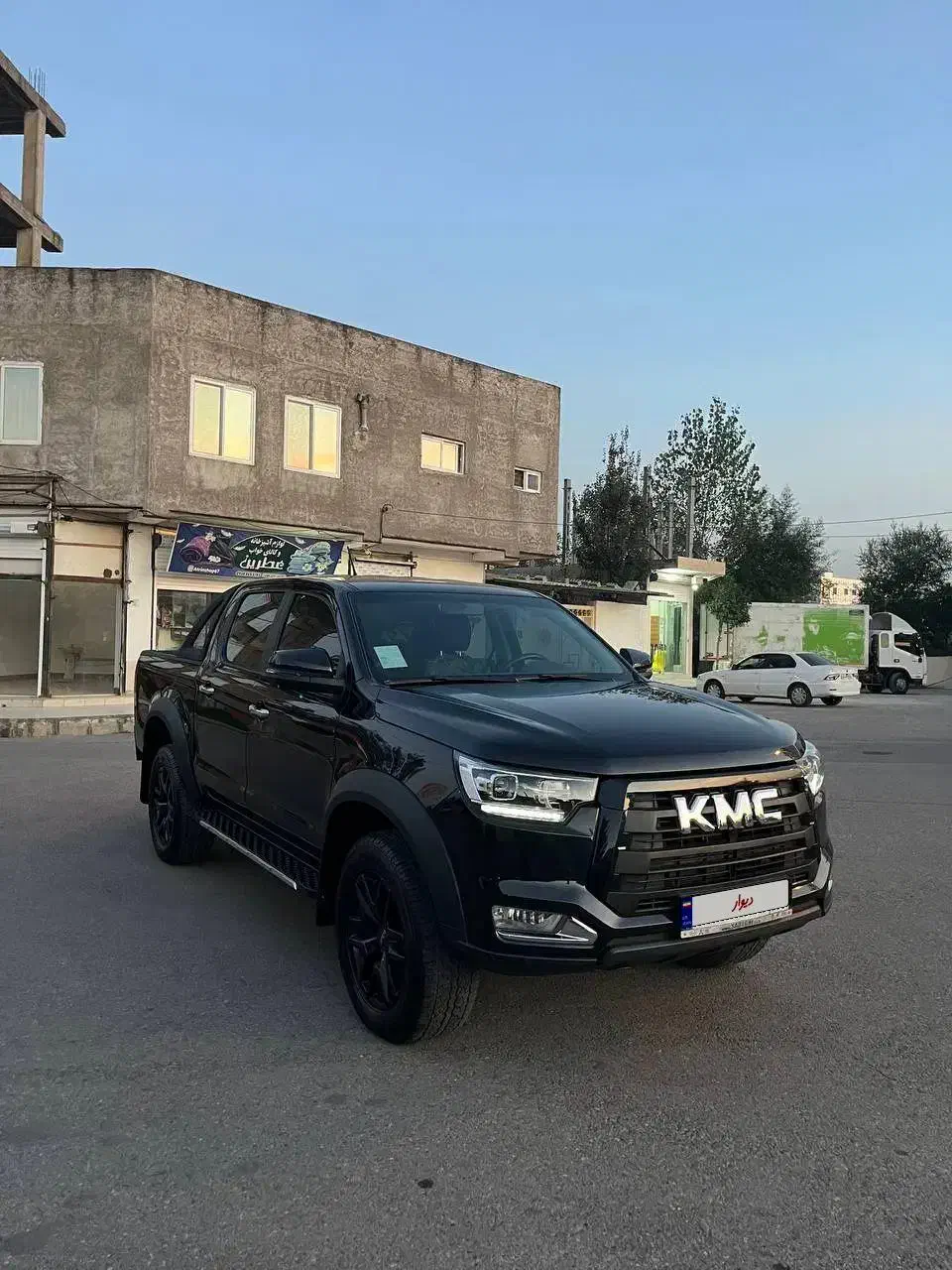 کی ام سی ۱۴۰۱ کم کار|خودرو سواری و وانت|آمل, |دیوار