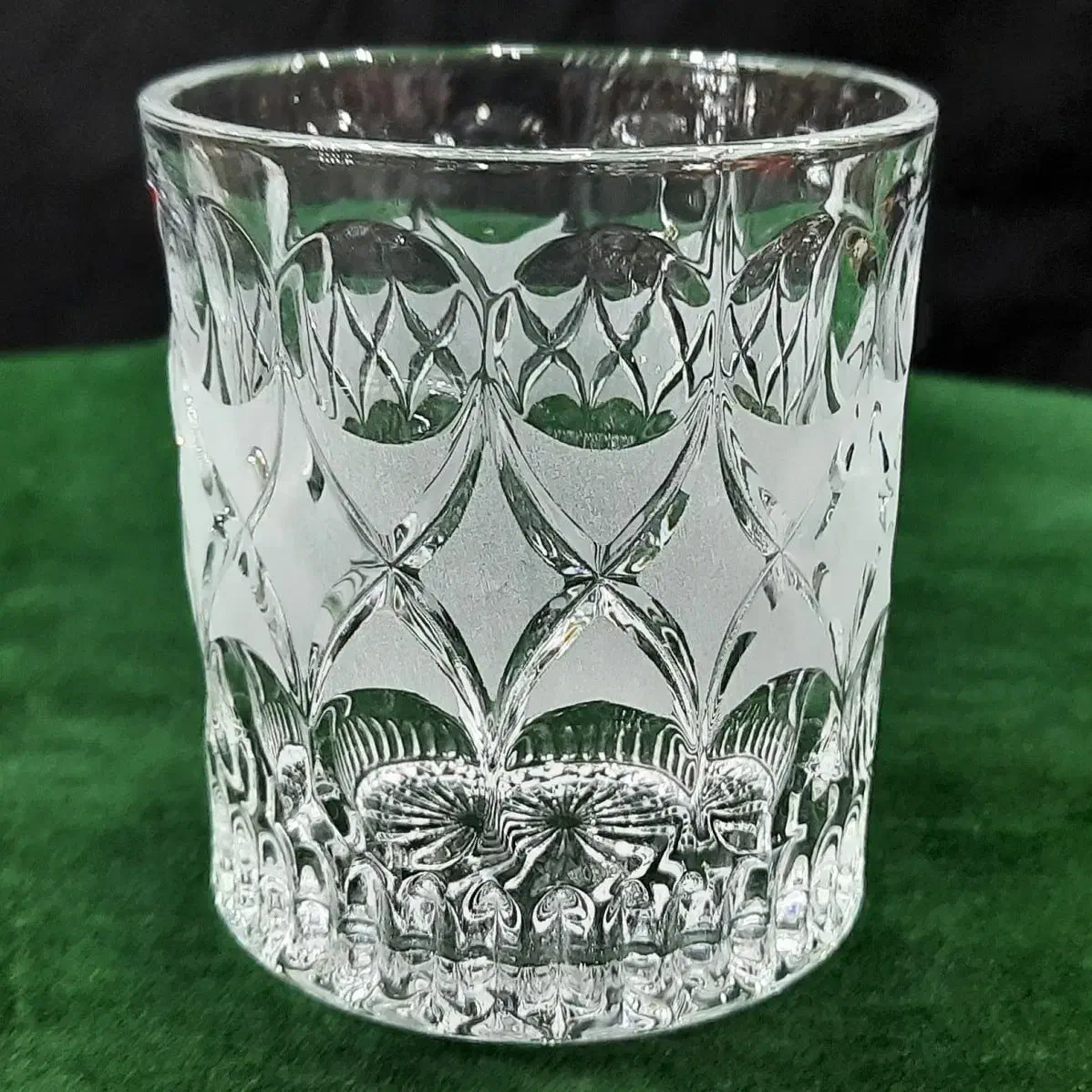 سرویس پذیرایی کریستال اصل درخشش بی‌نظیر|ظروف سرو و پذیرایی|رضوانشهر, |دیوار