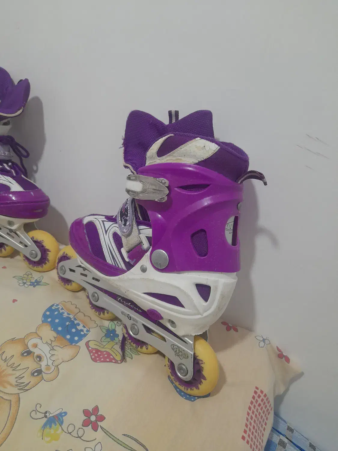 اسکیت سالم چراغ دار|دوچرخه، اسکیت، اسکوتر|خرمشهر, |دیوار