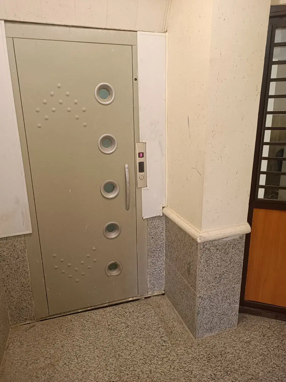 اجاره مطب پزشکی میدان انقلاب (عدل)|اجارهٔ دفتر کار، اتاق اداری، مطب|یاسوج, |دیوار