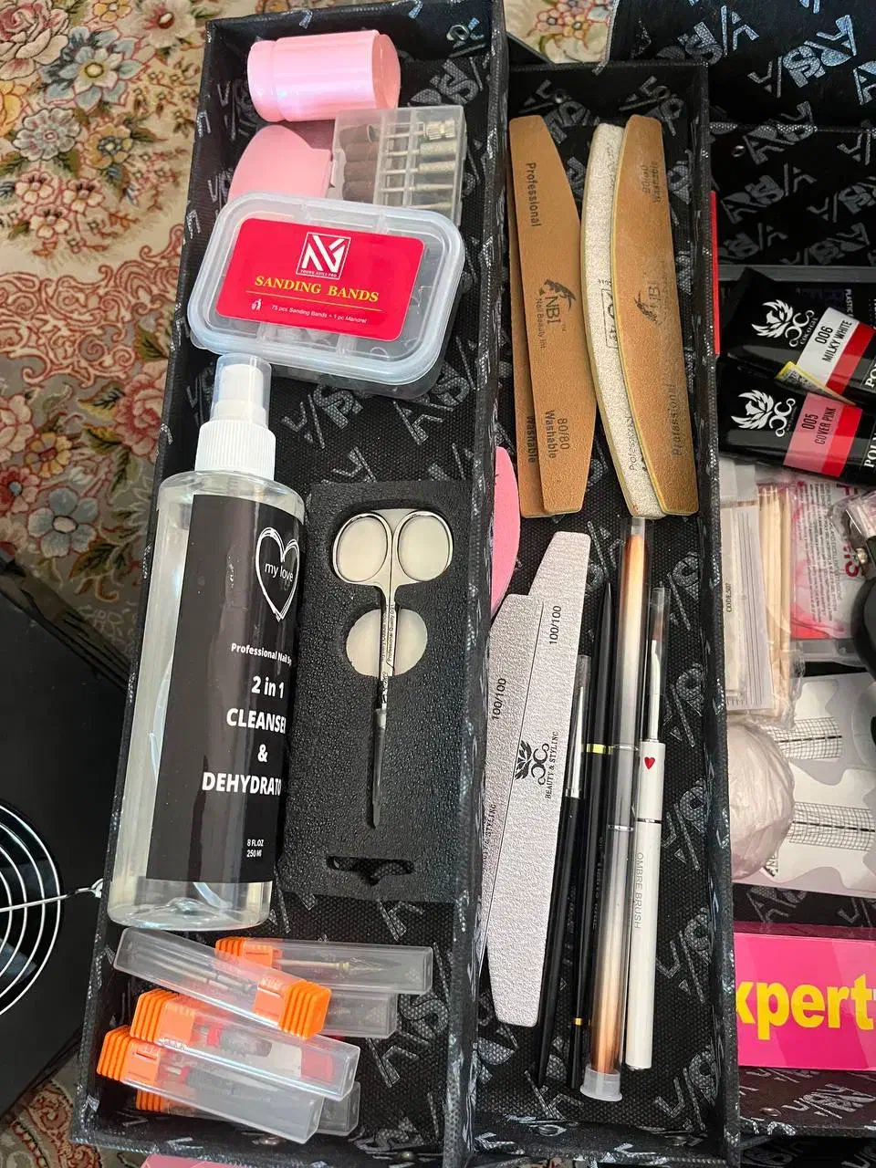 لوازم برقی و وسایل کاشت ناخن|آرایشی، بهداشتی، درمانی|لاهیجان, گلستان|دیوار