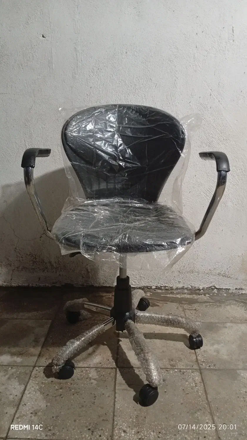 صندلی چرخدار|صندلی و نیمکت|رستم‌آباد, |دیوار