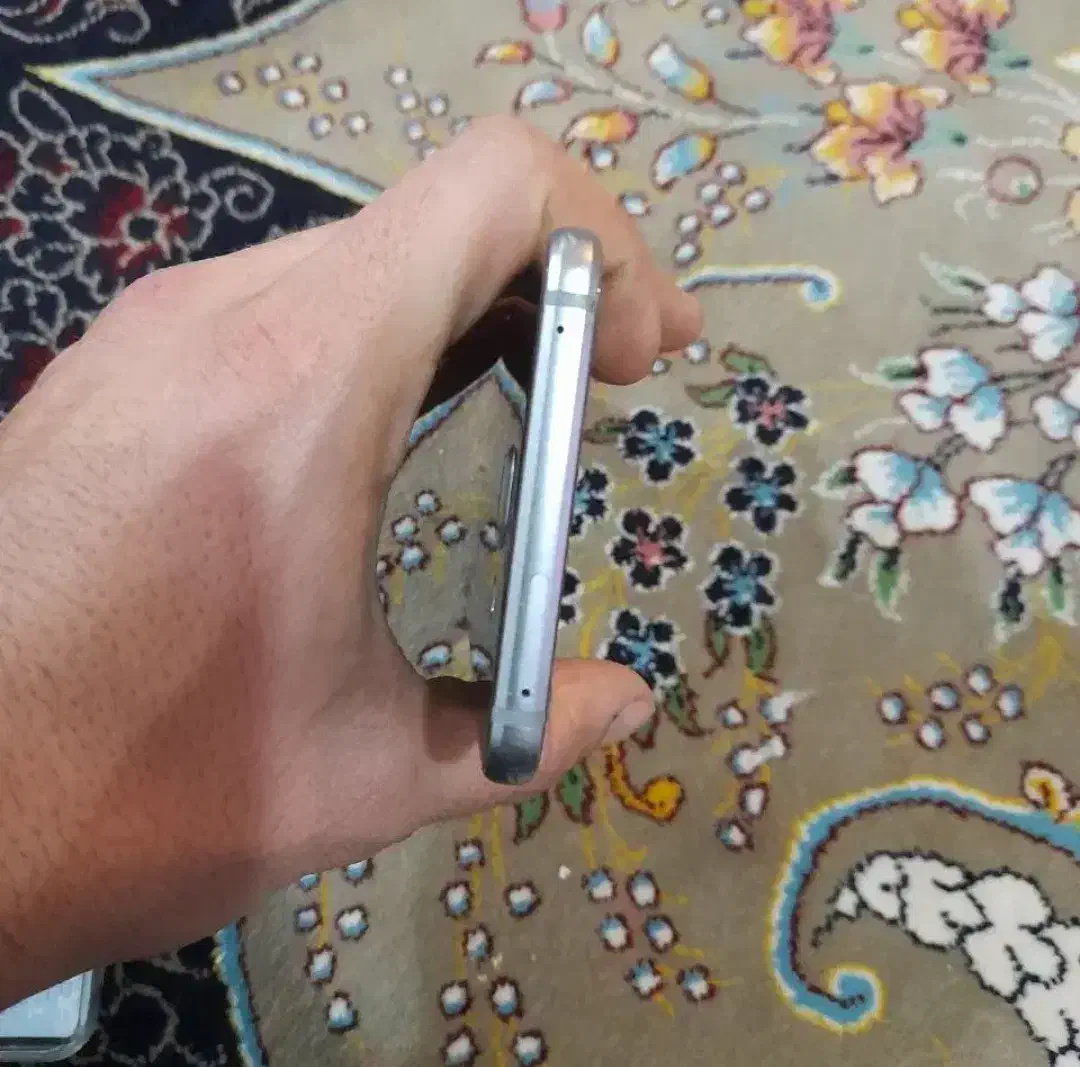 گوشی|موبایل|تویسرکان, |دیوار