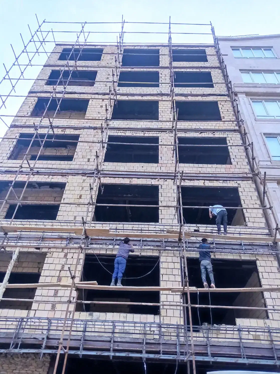 شاگرد ماهر و نیمه ماهر جهت جوشکاری نما و سقف..|استخدام معماری، عمران و ساختمانی|مشهد, توس (بلوار توس)|دیوار