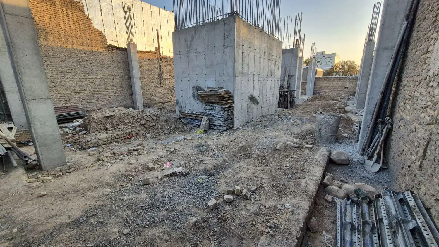 آپارتمان سه خواب ۱۴۰ متر|فروش آپارتمان|قوچان, |دیوار