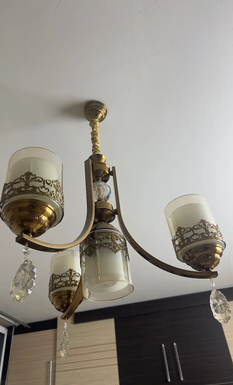 لوستر آویز|لوستر و چراغ آویز|اصفهان, دستگرده|دیوار