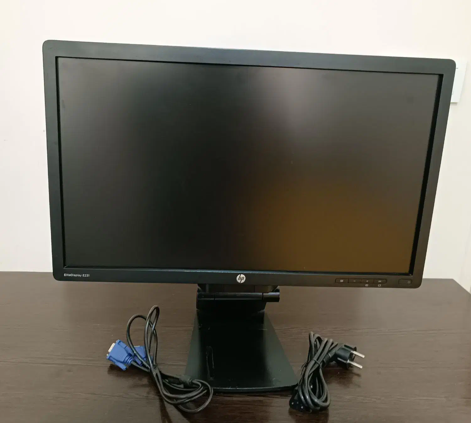 مانیتور E231 Hp|قطعات و لوازم جانبی رایانه|تهران, نیروی هوایی (پیروزی)|دیوار