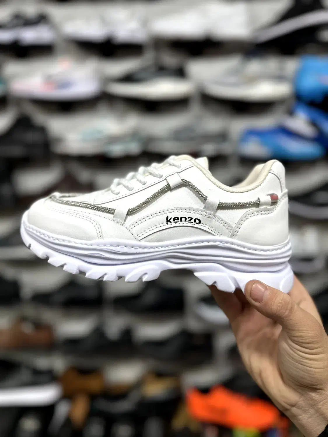 (کفش بابک ترکان)اسپرت طبی  لژدار مدل کنزو ونس نگین|کیف، کفش، کمربند|تبریز, |دیوار