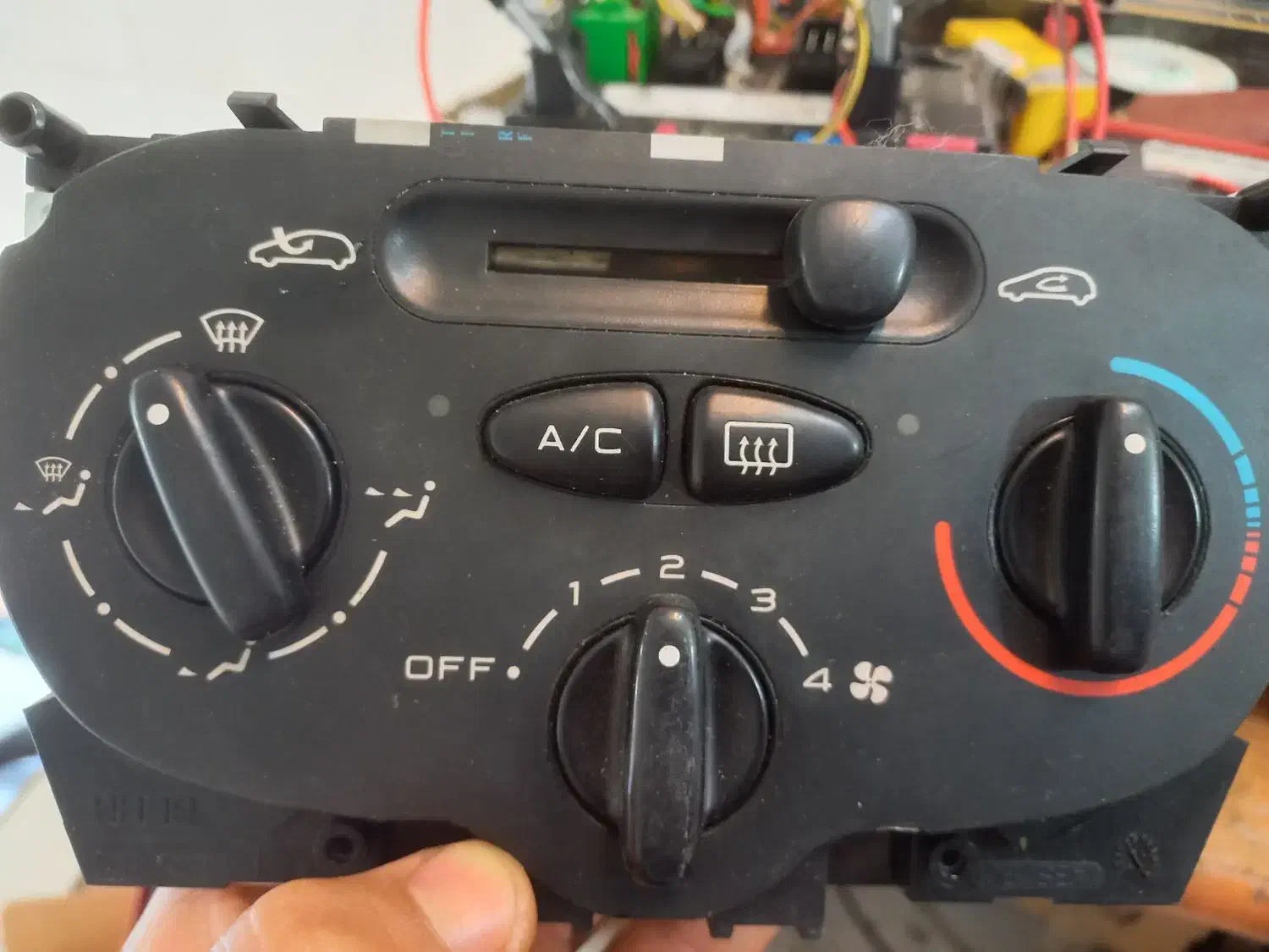 تعمیر کام 2000 دکمه صندلی دنا تعریف کلید|خدمات موتور و ماشین|شیراز, لاله|دیوار