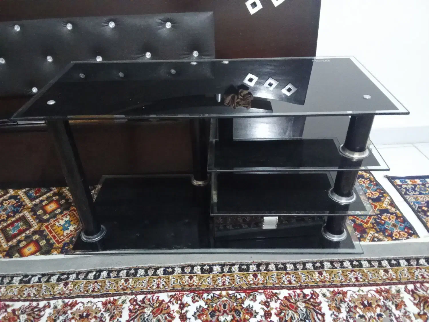 یه عدد میز تلویزیون|میز تلویزیون|قدس, شهر‌قدس|دیوار