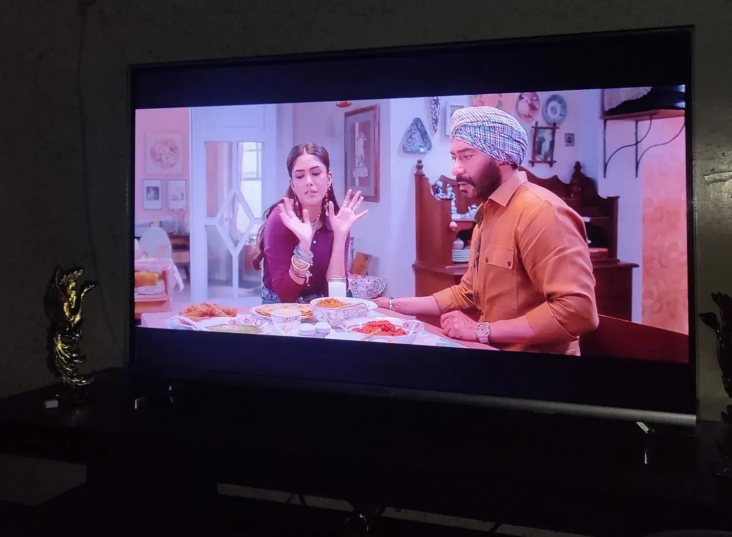 تلویزیونسونیا۴۳اینچهوشمند|تلویزیون و پروژکتور|کبودرآهنگ, |دیوار