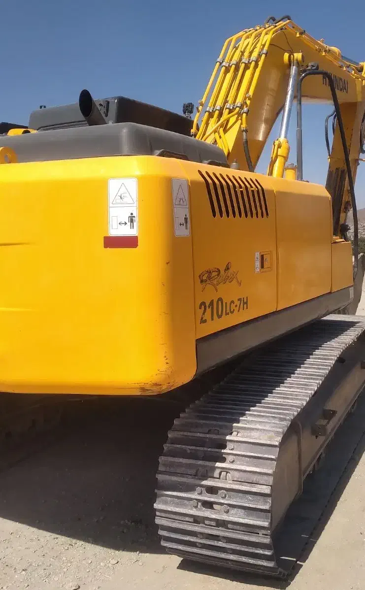 بیل هیوندا ۲۱۰ مدل ۲۰۱۲|خودرو سنگین|تبریز, |دیوار