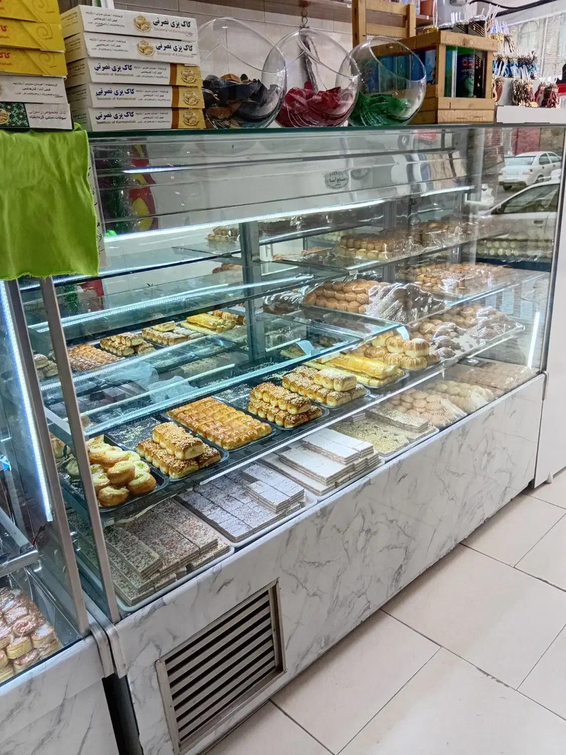 واگذاری و فروش وسایل قنادی|فروشگاه و مغازه|کرمانشاه, |دیوار