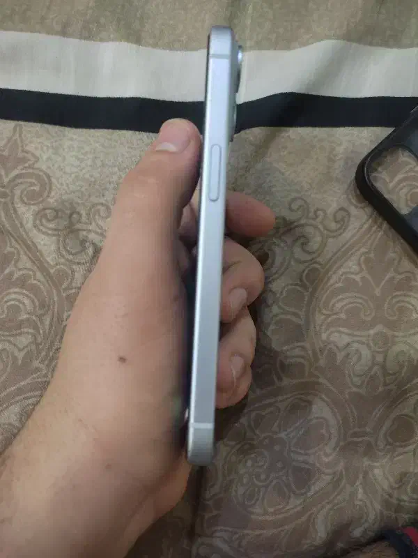 آیفون 15 نرمال|موبایل|اصفهان, دستگرده|دیوار