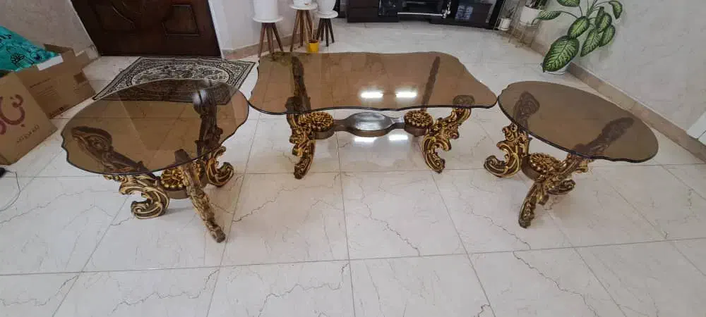 میز جلو مبلی همراه با دو عدد عسلی در حد نو|مبلمان خانگی و میز عسلی|تهران, تختی|دیوار