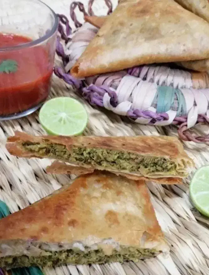 سمبوسه ،بورک و ساندویچ کولی و...|خوردنی و آشامیدنی|فین, |دیوار