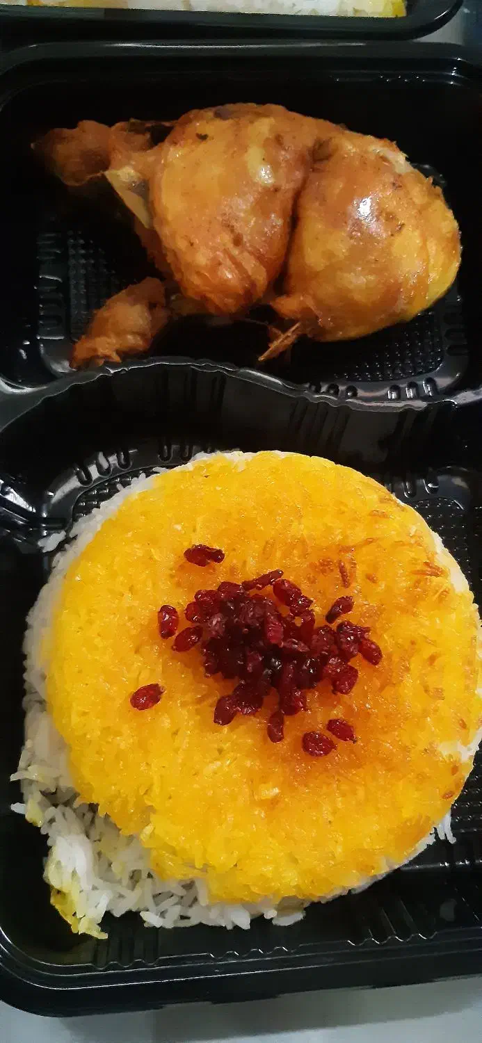 پذیرش سفارشات غذا برای شرکتها ومراسم|خدمات پذیرایی، مراسم|تاکستان, |دیوار