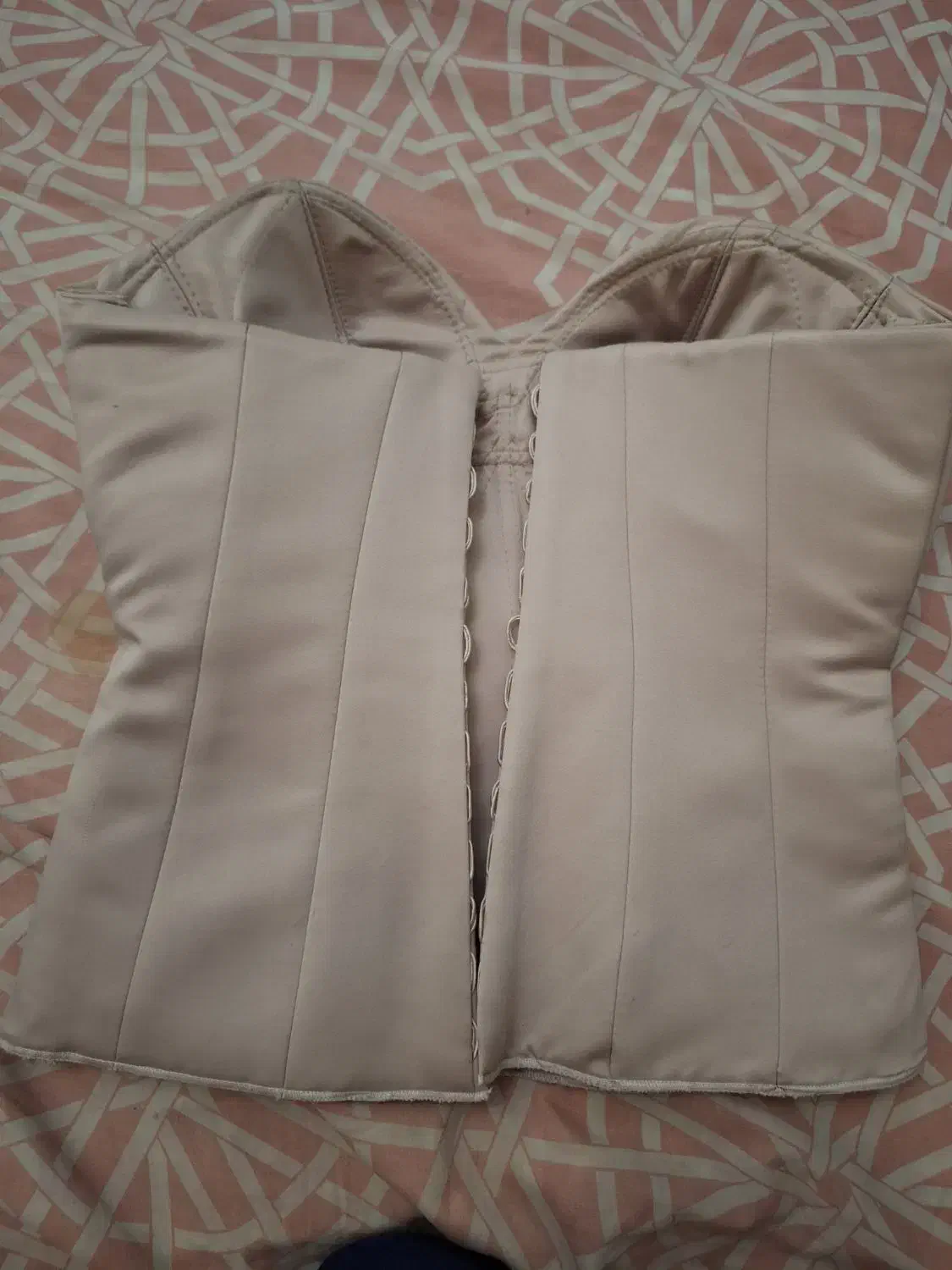 گن ساعتشنی|لباس|ورامین, ورامین|دیوار