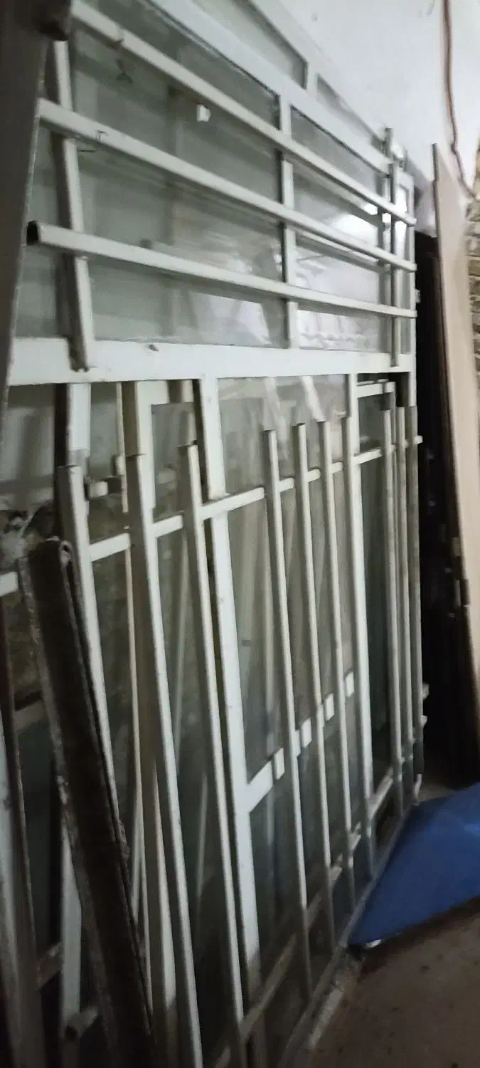 پنجره حفاظ دار|مصالح و تجهیزات ساختمان|مشهد, نیزه|دیوار