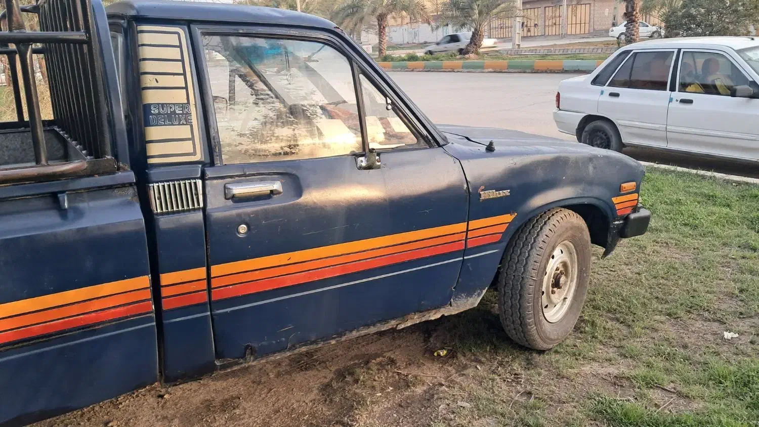 تویوتا ۸۳ دلوکس|خودرو سواری و وانت|شادگان, |دیوار