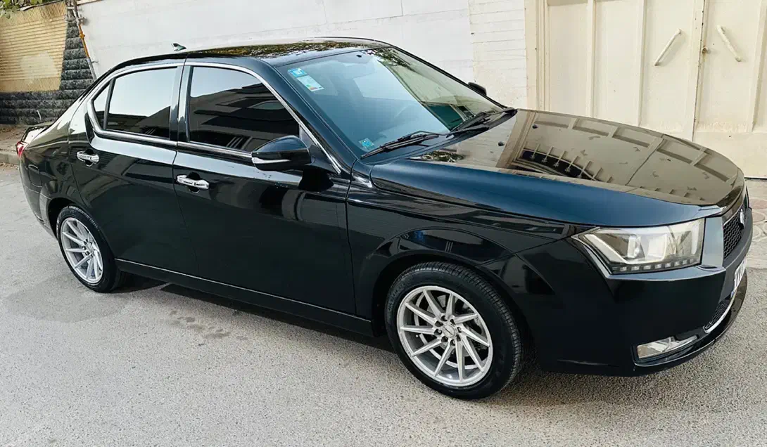 دنا پلاس ۱۴۰۲|خودرو سواری و وانت|شاهین‌شهر, حافظ جنوبی|دیوار