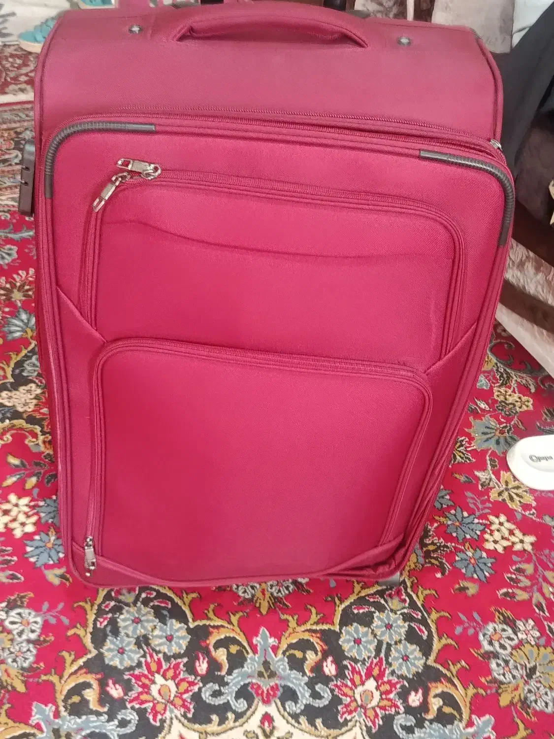 چمدان|کیف، کفش، کمربند|همدان, |دیوار