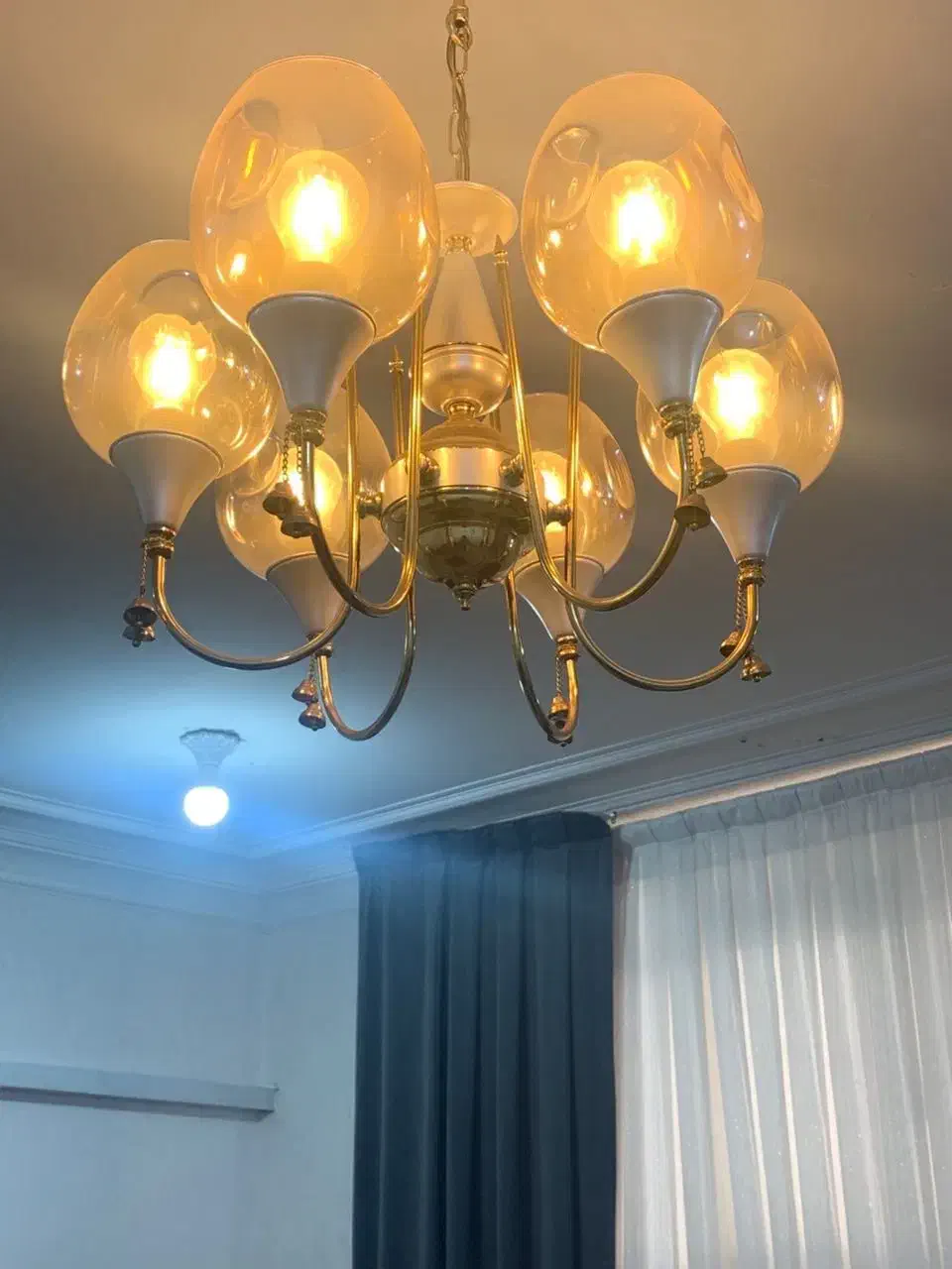 لوستر طلایی درحد نو|لوستر و چراغ آویز|اهواز, زیتون کارمندی|دیوار