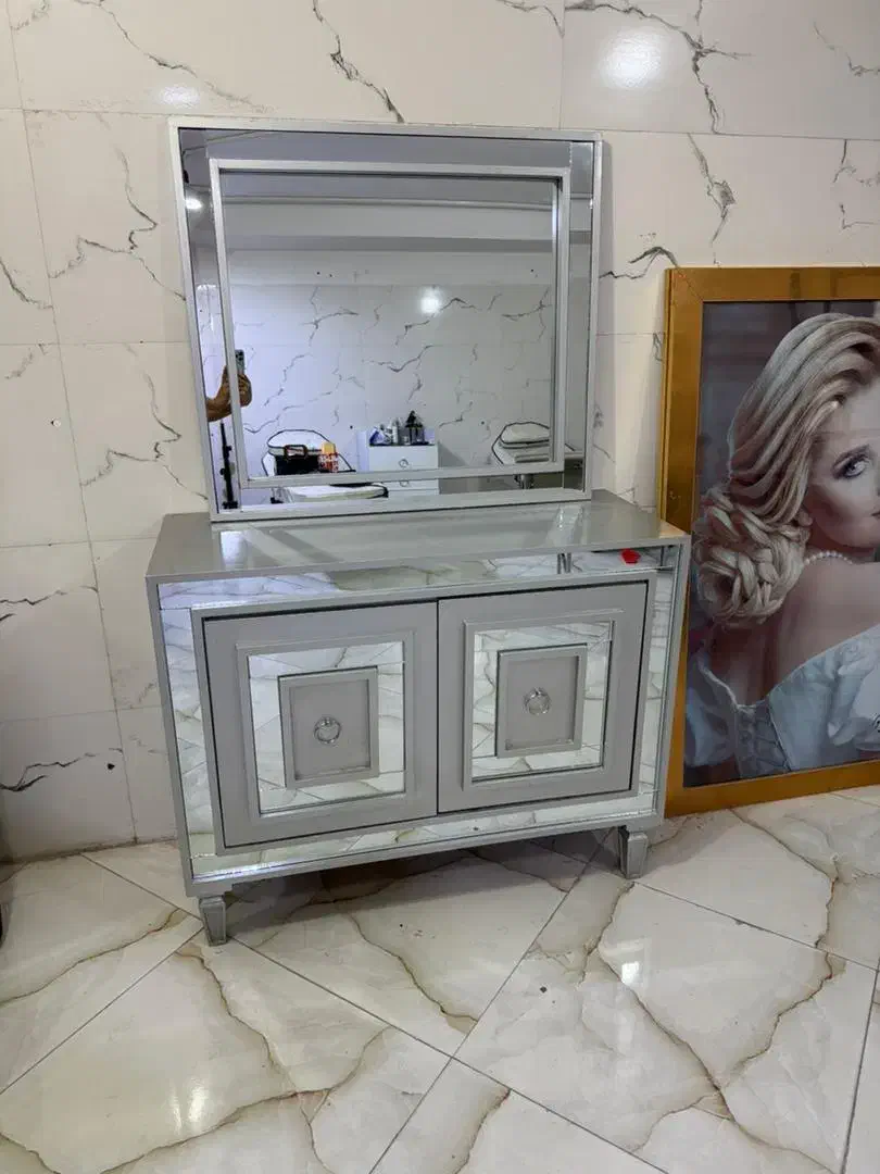 وسایل سالن زیبایی|آرایشگاه و سالن‌های زیبایی|فردوسیه, |دیوار