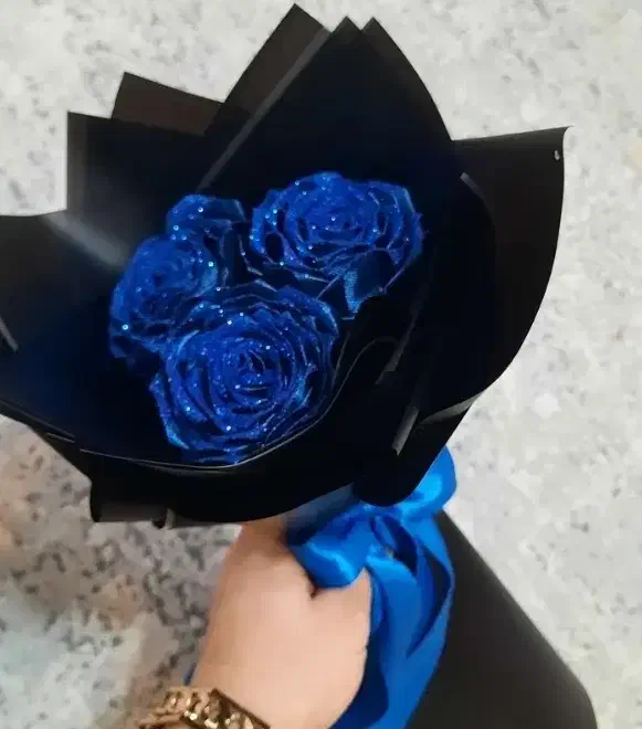 گل آبی|گل مصنوعی|رباط‌کریم, نصیرشهر|دیوار