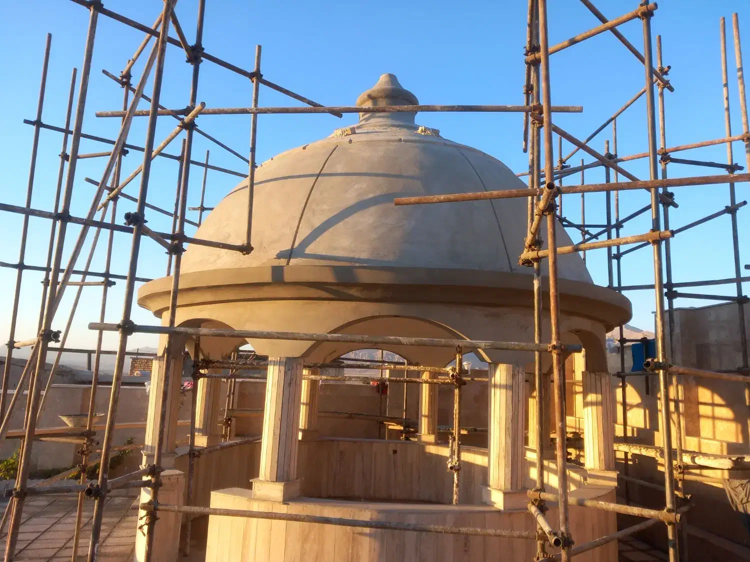 سیمانکاری وسیمانبری رومی|خدمات پیشه و مهارت|خرمآباد, |دیوار