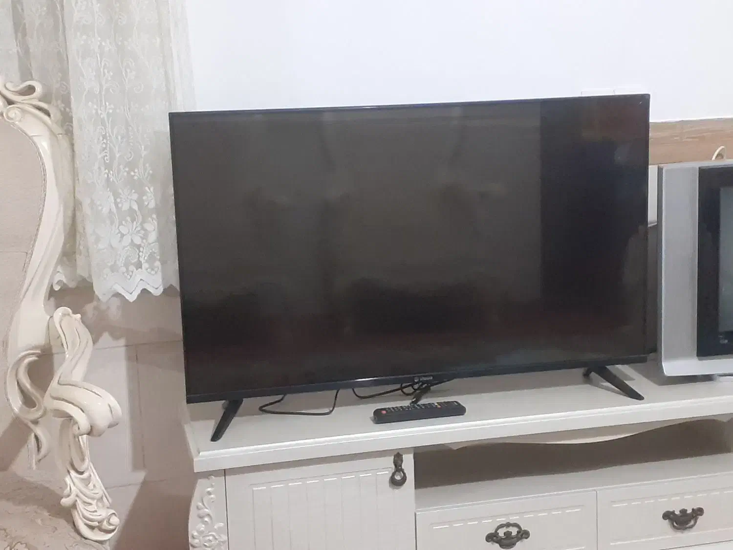 تلویزیون ۴۳اینچ اسنوا|تلویزیون و پروژکتور|صفادشت, |دیوار