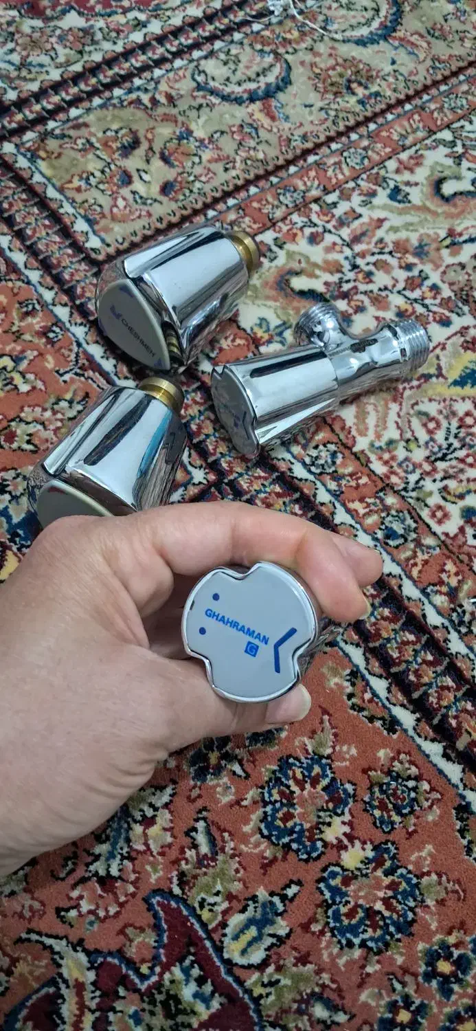 شیر الات و وسایل تیبا|مصالح و تجهیزات ساختمان|شاهین‌شهر, فردوسی|دیوار