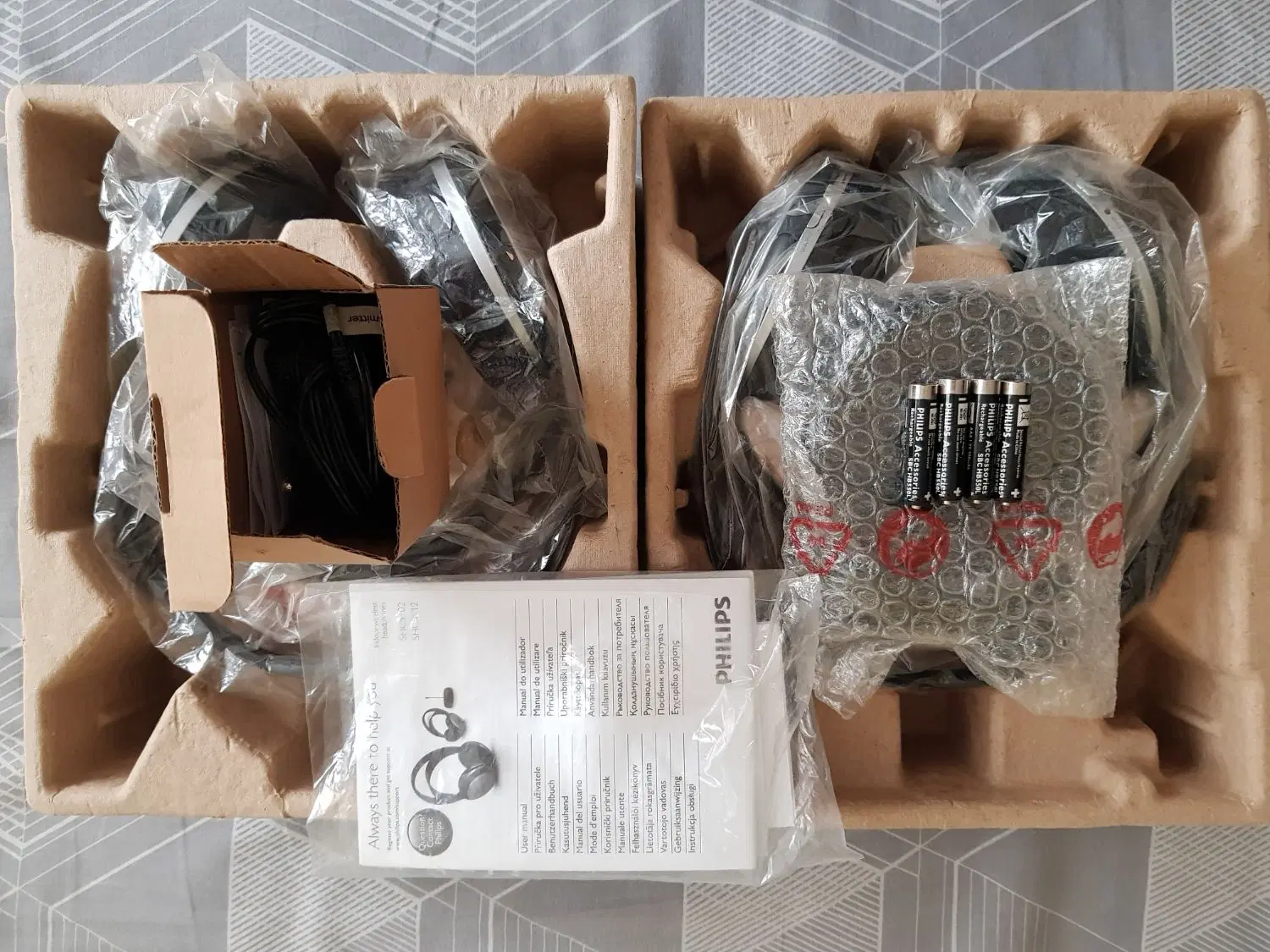 هدفون بی سیم(HIFI) فیلیپس SHC5112(شامل دو هدفون)|قطعات و لوازم جانبی رایانه|تهران, صادقیه|دیوار
