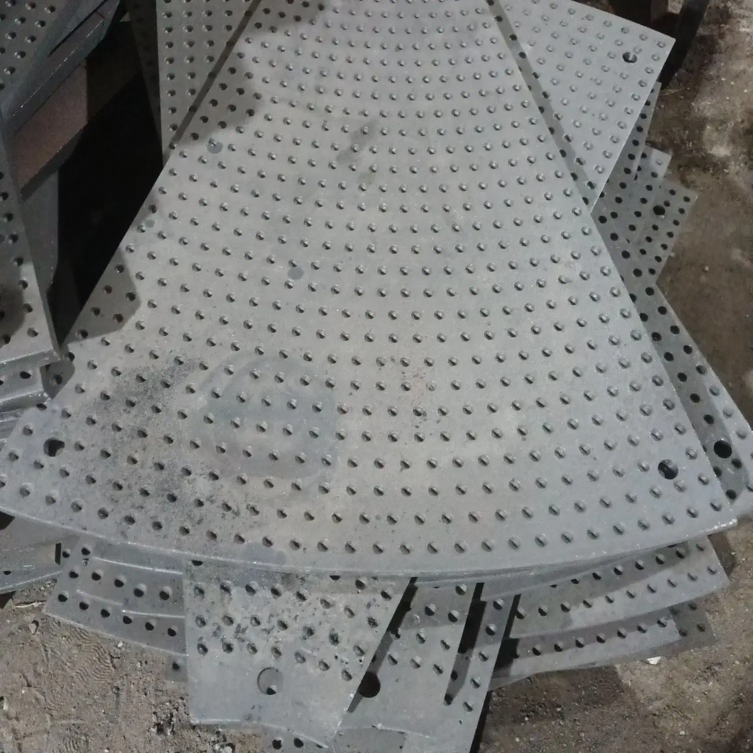 کارگر ساده ریخته گری حقوق ۲۵|استخدام صنعتی، فنی، مهندسی|تبریز, |دیوار