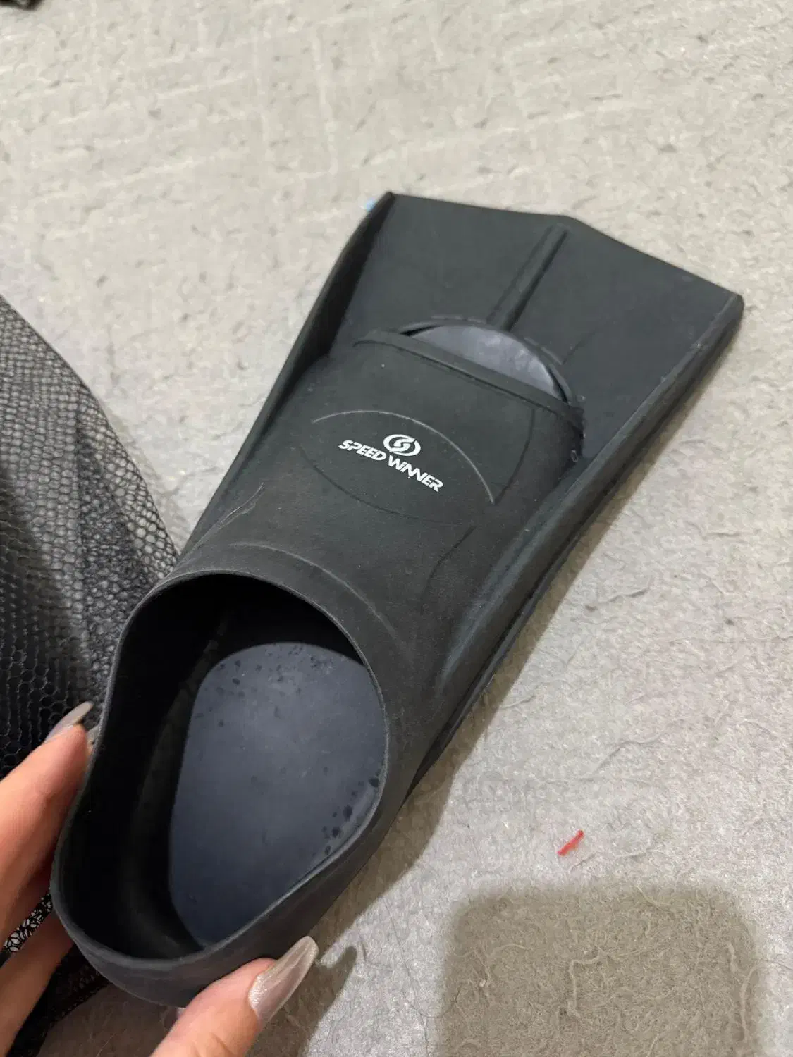 فین ورزشی سایز 36|غواصی و ورزشهای آبی|کرج, اصفهانیها|دیوار