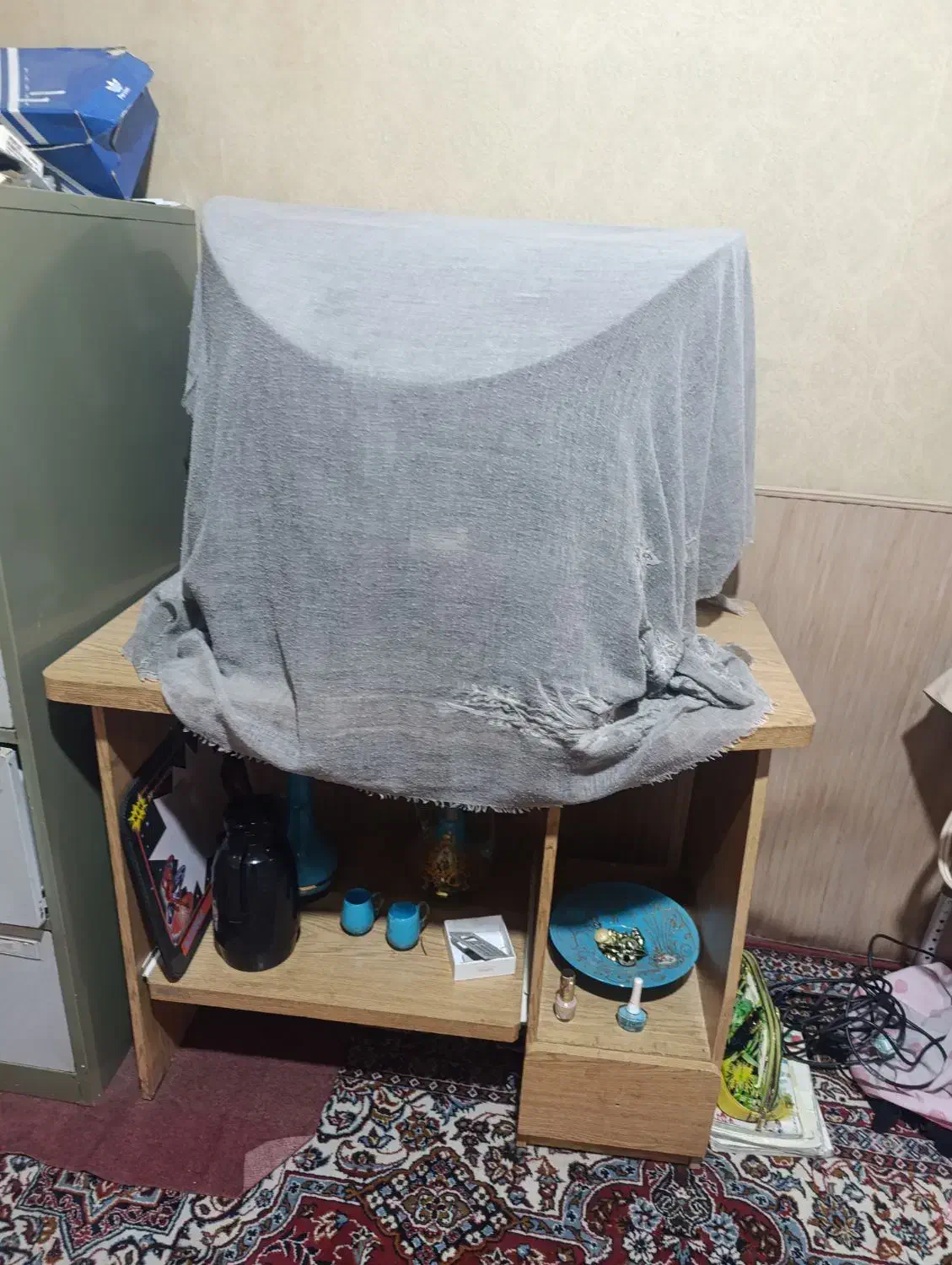 تلویزیون ۲۹ سونی میز کامپیوتر و ضبط در حد|تلویزیون و پروژکتور|الیگودرز, |دیوار