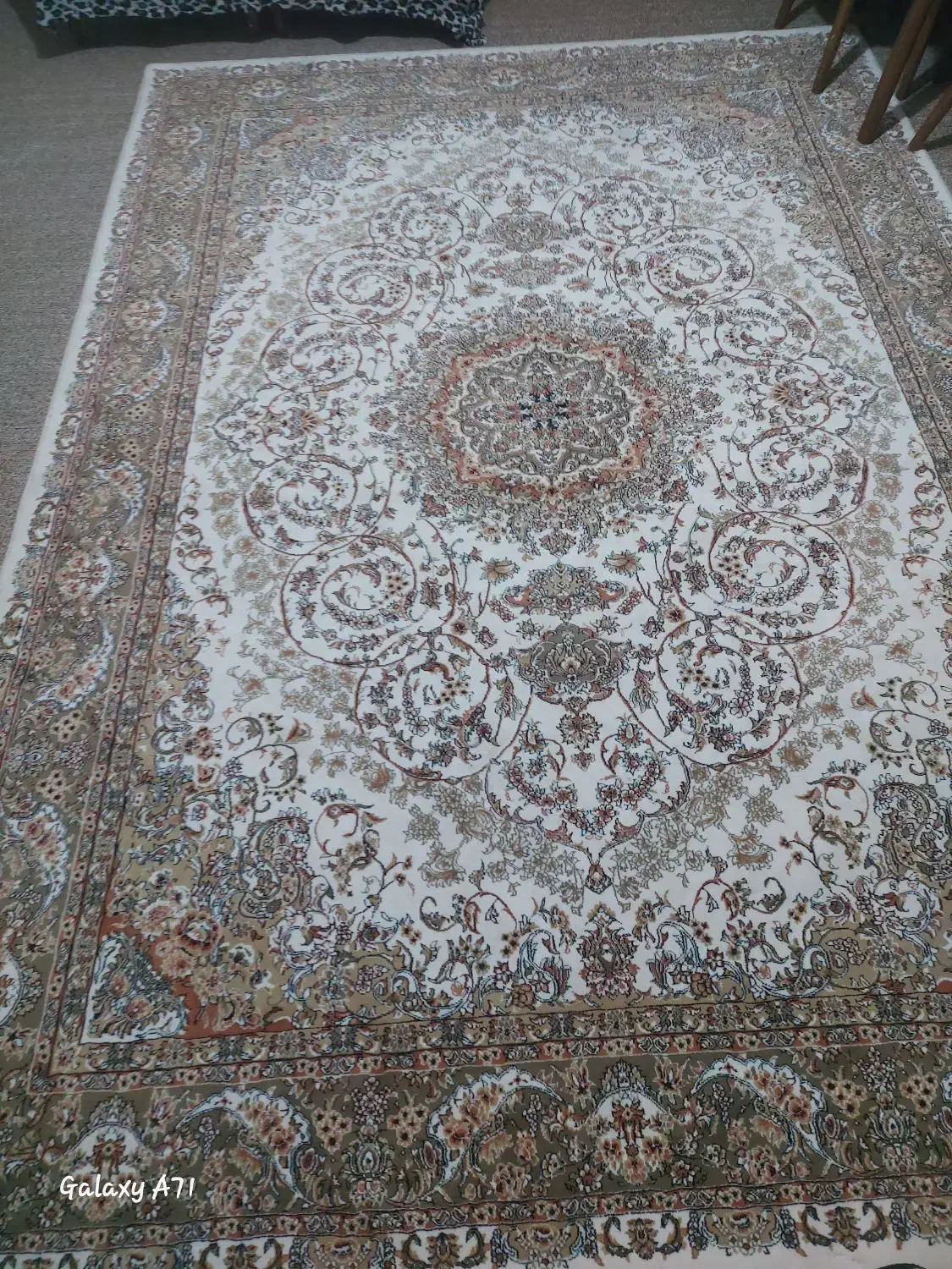 فرش ۹متری ۵۰۰شانه|فرش|شاهین‌شهر, عطار|دیوار