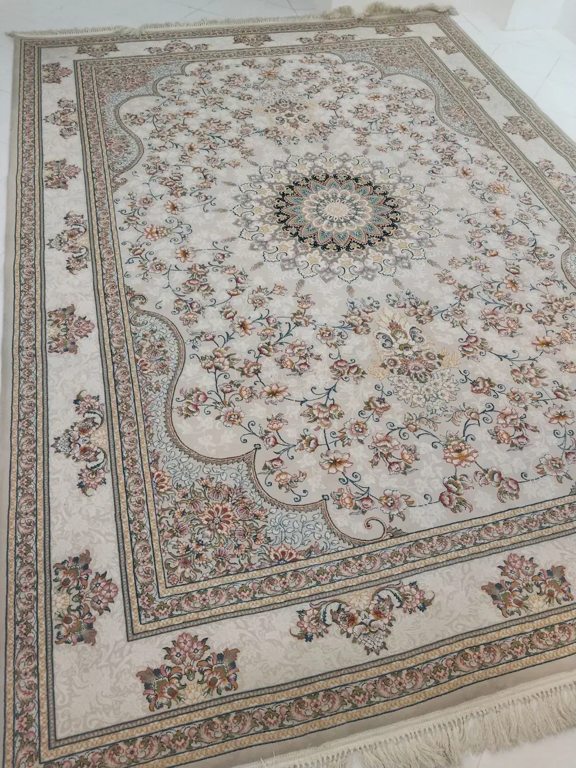 سه تخته فرش۹متری۷۰۰شانه تمام نخ درحدجهیزیه درکرج|فرش|تهران, آرژانتین|دیوار