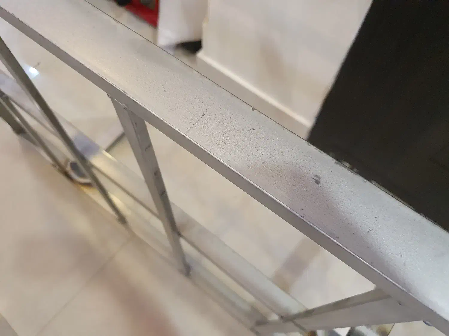 پایه فلزی تخت خواب یک نفره ۷۲ در ۱۹۵ با تخت سفید|تخت و سرویس خواب|تهران, جمالزاده|دیوار