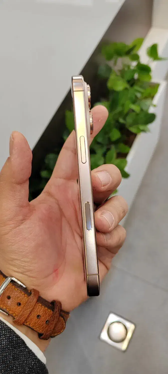 16پرو 128در حدنو|موبایل|اصفهان, چرخاب|دیوار