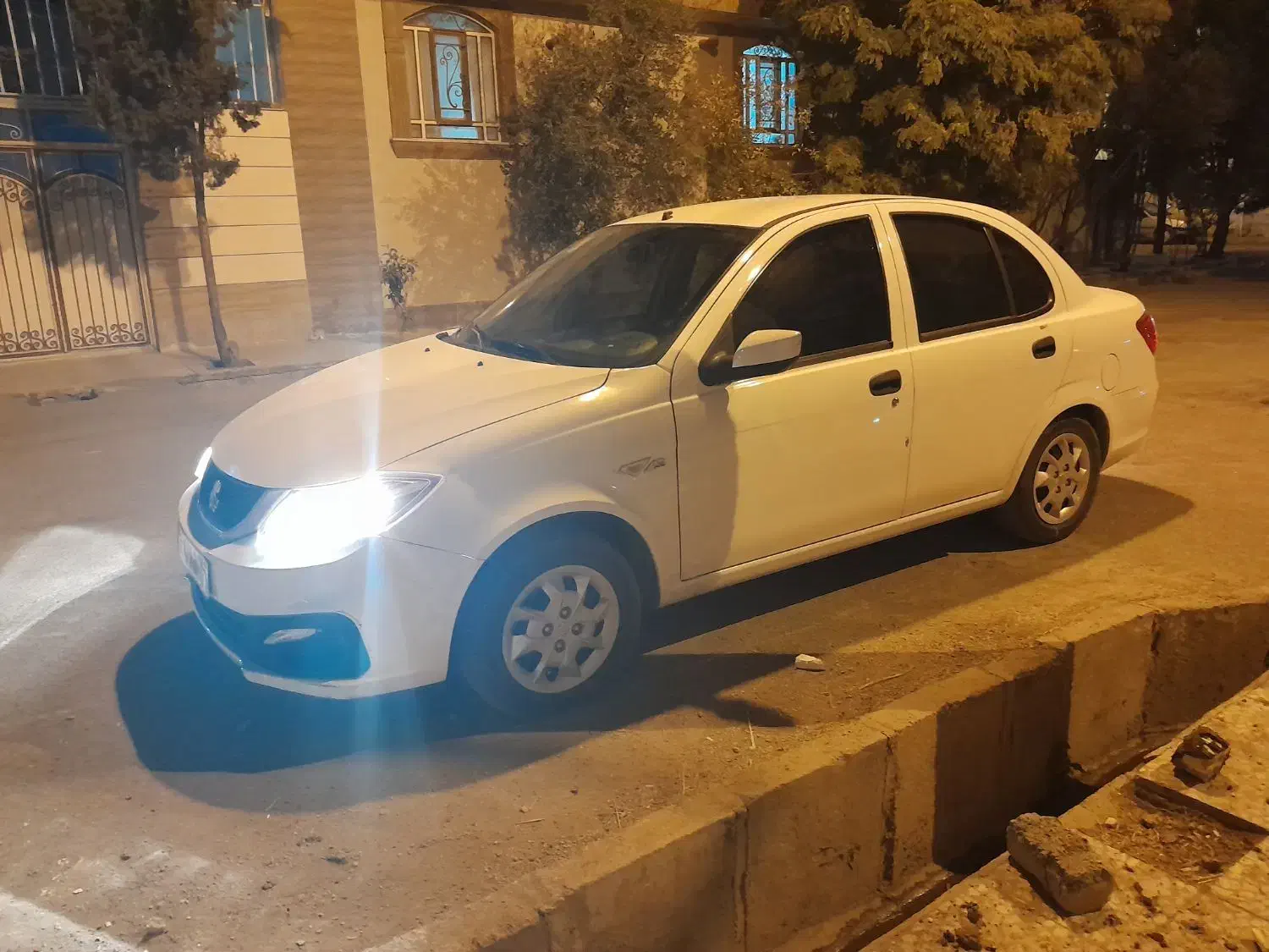 ساینا اس|خودرو سواری و وانت|خرمآباد, |دیوار