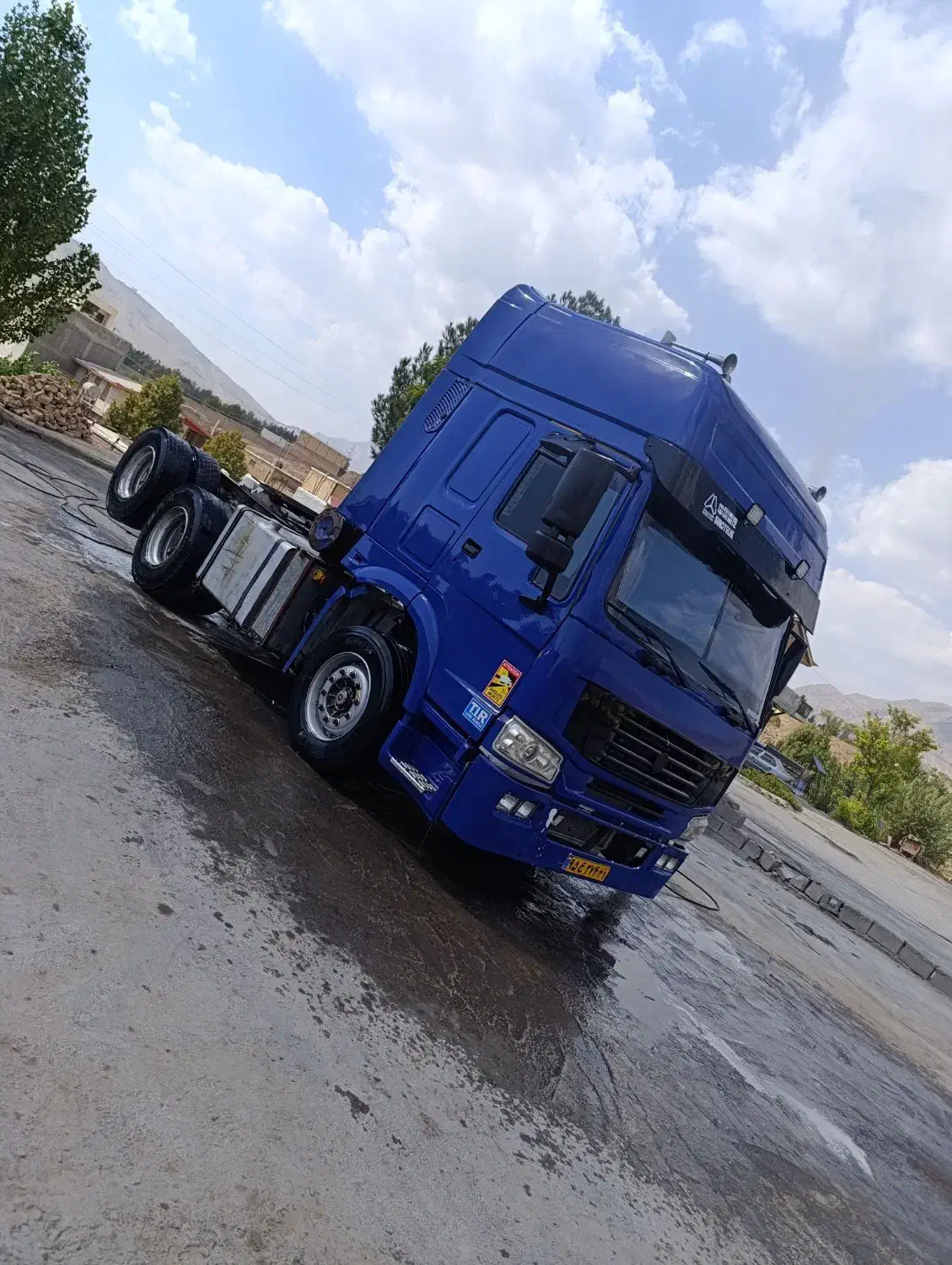 کشنده هوو 2007|خودرو سنگین|خرمآباد, |دیوار