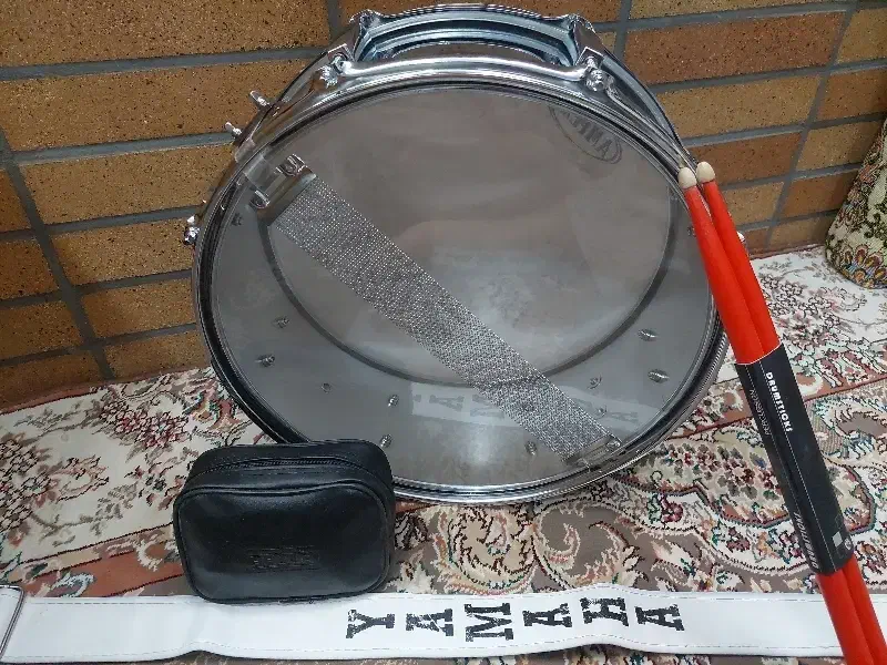 طبل ریز|درام و پرکاشن|اردکان, |دیوار