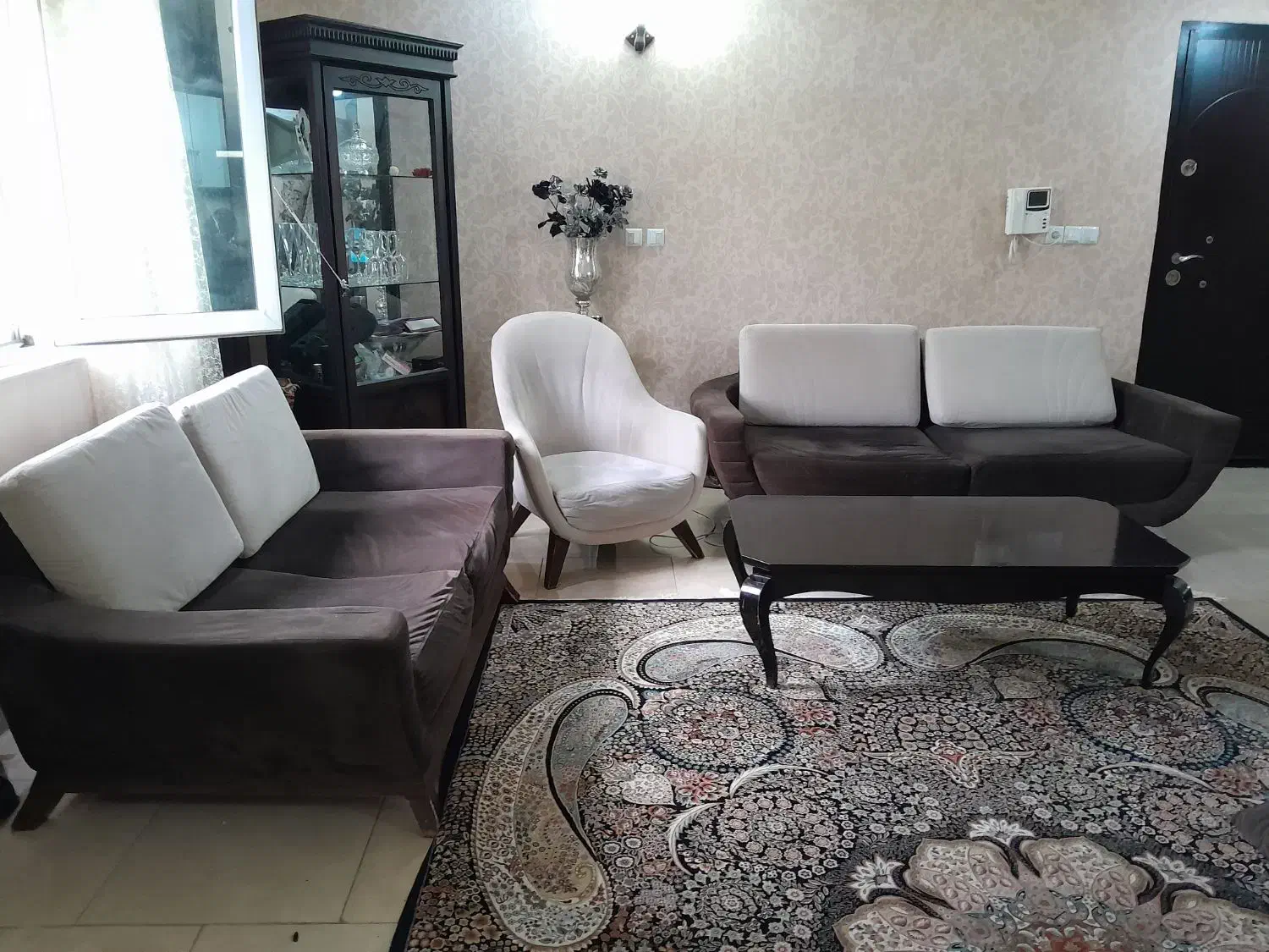 مبل۶نفره اسپرت وجلومبلی|مبلمان خانگی و میز عسلی|رشت, کوی مهر|دیوار