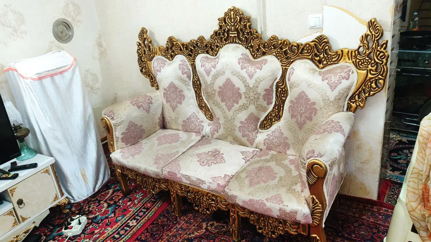 یک دست مبل هفت نفره سالم (۷نفره)|مبلمان خانگی و میز عسلی|اسکو, |دیوار